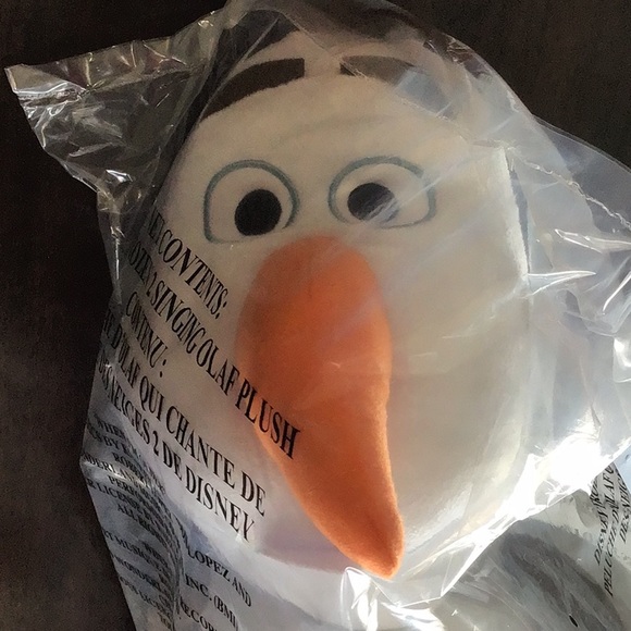 Disney Frozen II Plush Singing Olaf - Picture 8 of 9